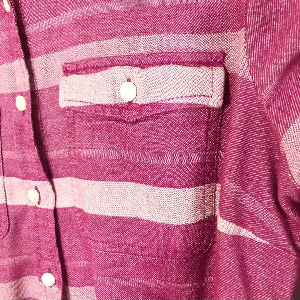 J. Crew Pink Red Striped Heavy Weight Flannel Button Down Shirt Size Small - Picture 3 of 8